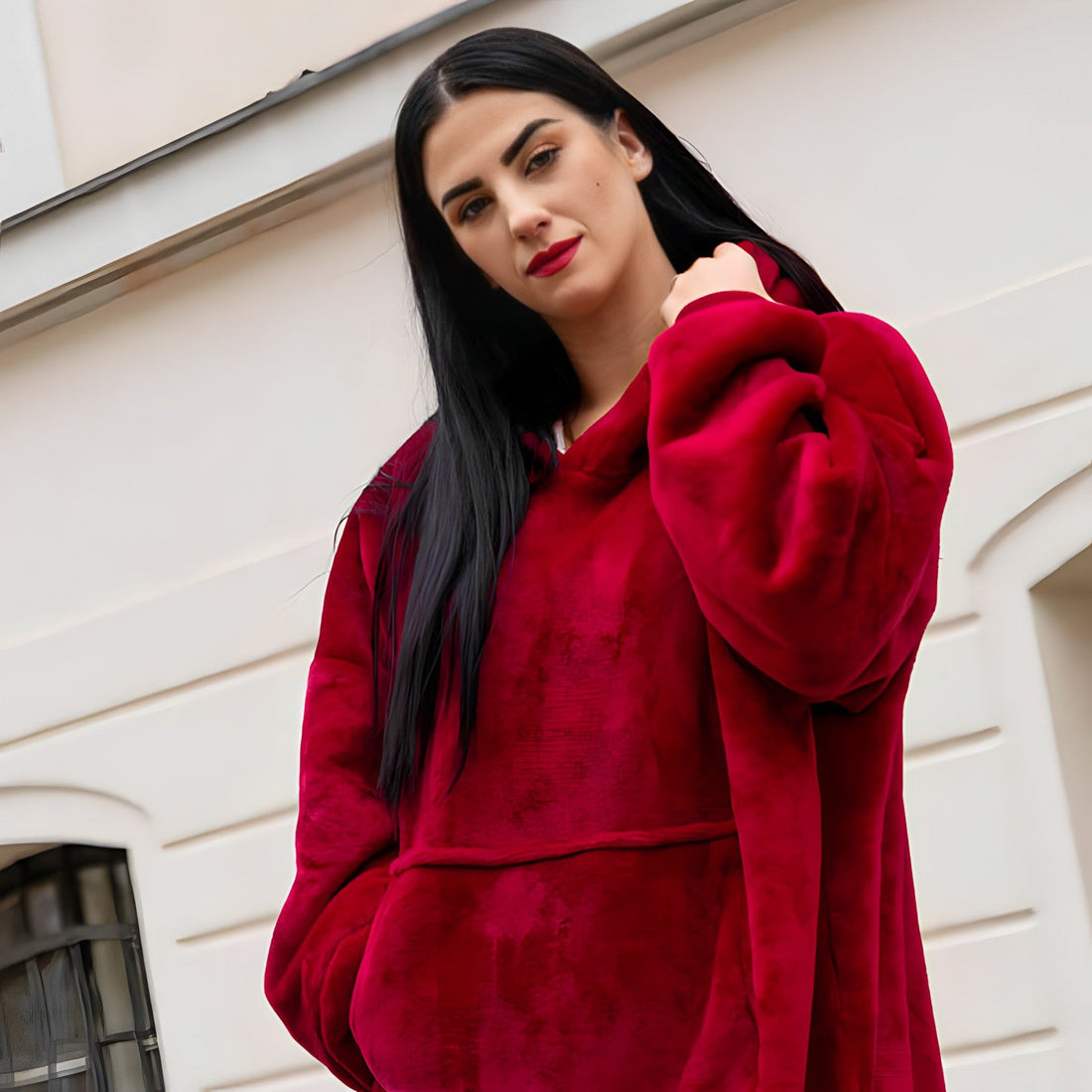 Tri proizvoda koja će vam pomoći da pobedite hladnoću – prsluk sa grejačima, magično ćebe i mekani duks ćebe