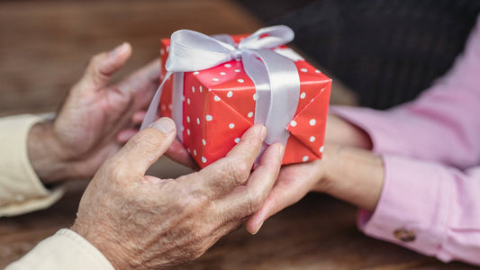 Poklon za odlazak u penziju - Praktični i emotivni predlozi