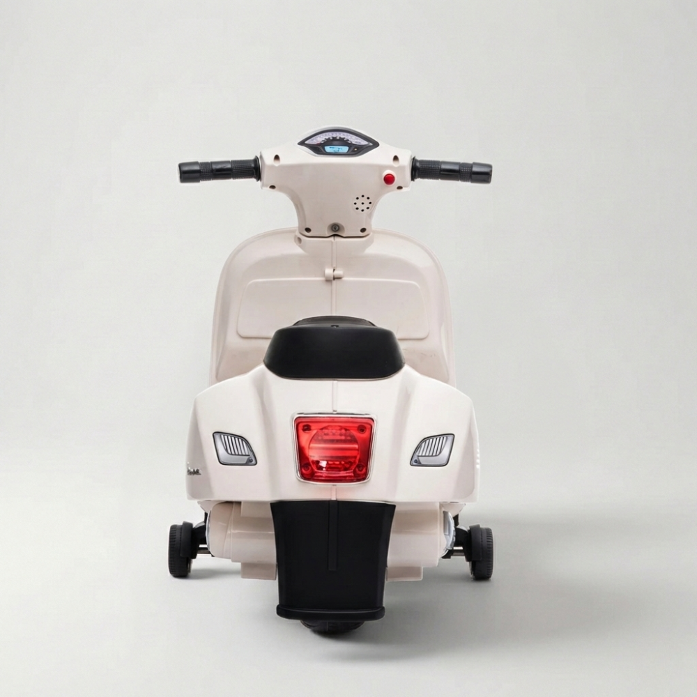 Bela Vespa detalj