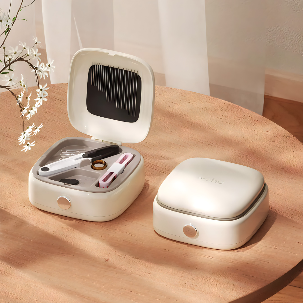 Komplet za sivenje sa magnetnom podlogom za igle i raznim koncima - rs-mangoshop.com