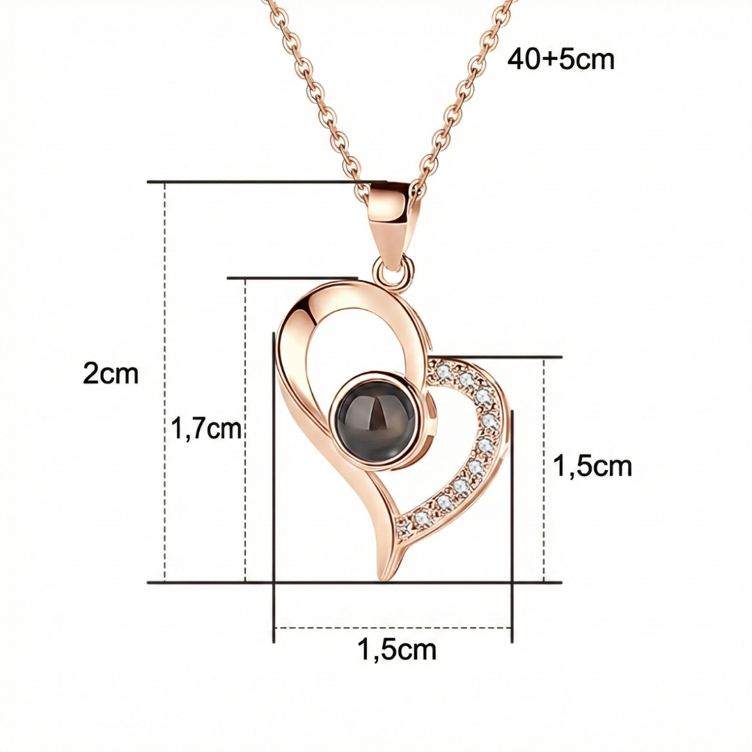 Ogrlica 'Volim te na 100 jezika' u luksuznoj poklon kutiji sa ružama